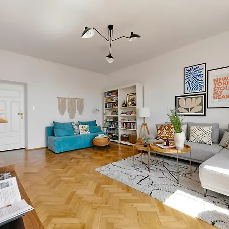 Funky Flat كراكوفيا