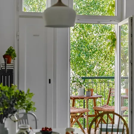 Funky Flat
